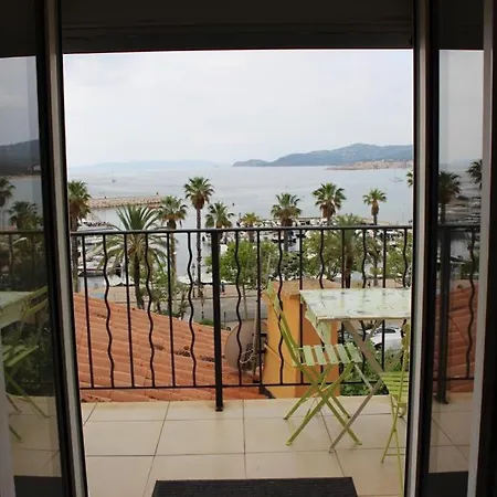 Apartament T2 Coquet Plein Centre Vue Mer Exceptionnelle. *