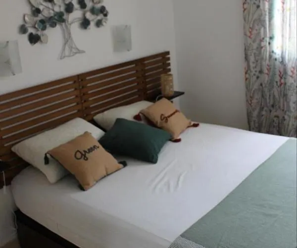 Apartman T2 Coquet Plein Centre Vue Mer Exceptionnelle. Le Lavandou