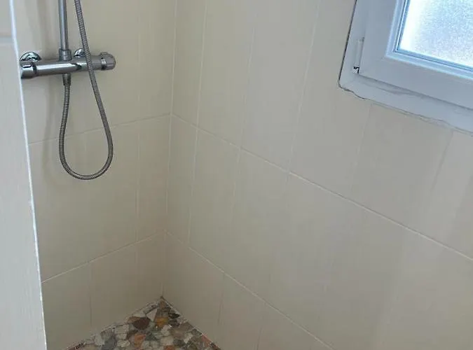 T2 Coquet Plein Centre Vue Mer Exceptionnelle. Apartament